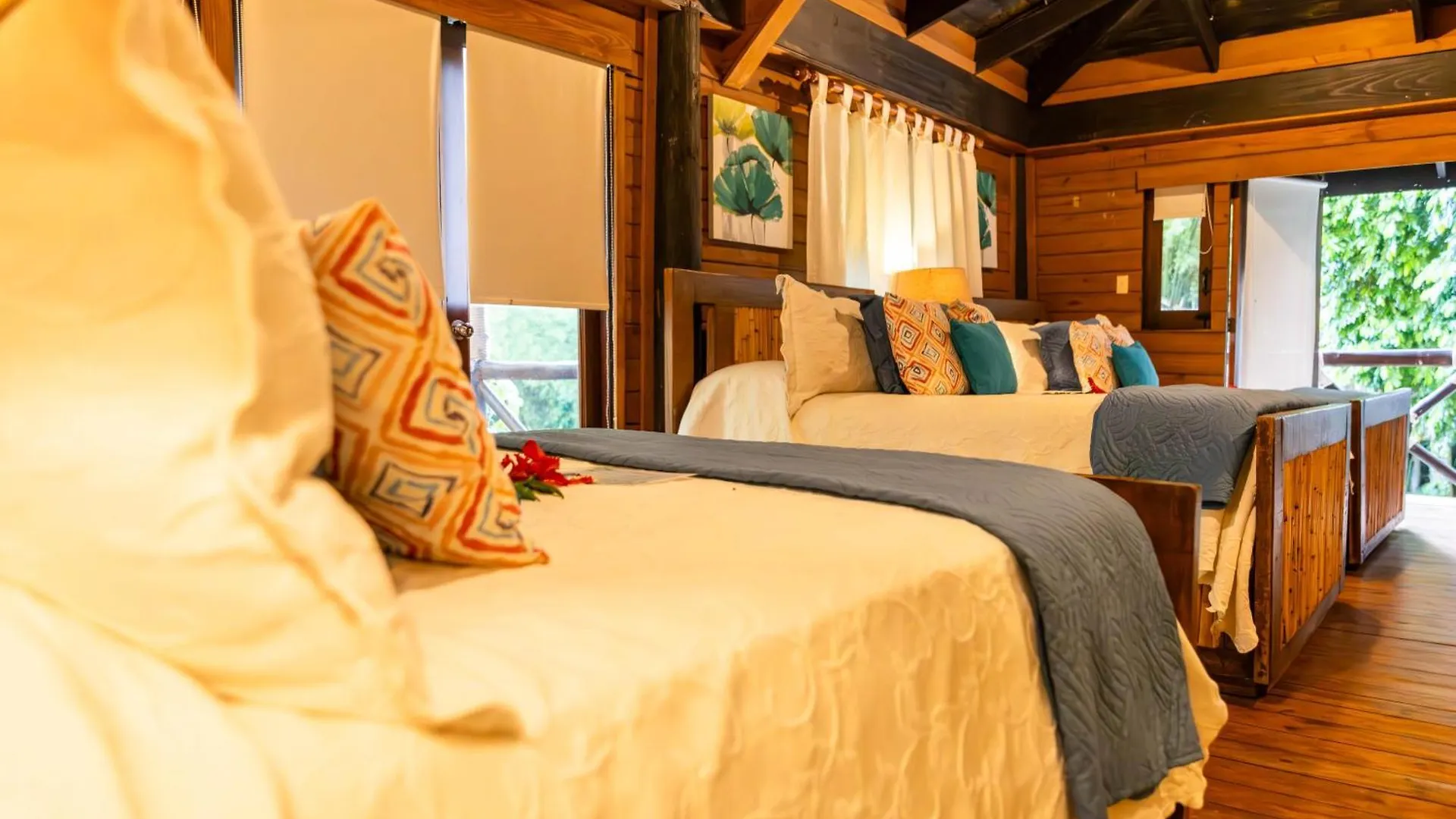 Platon Ecolodge Barahona Hotel