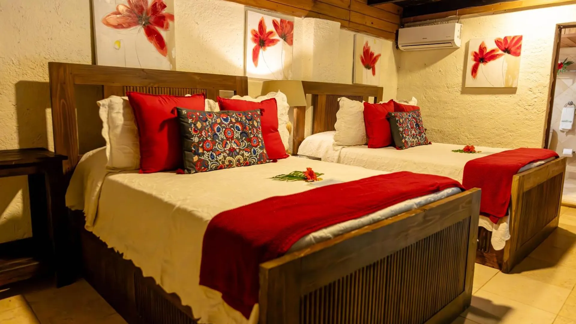 Platon Ecolodge Barahona Hotel